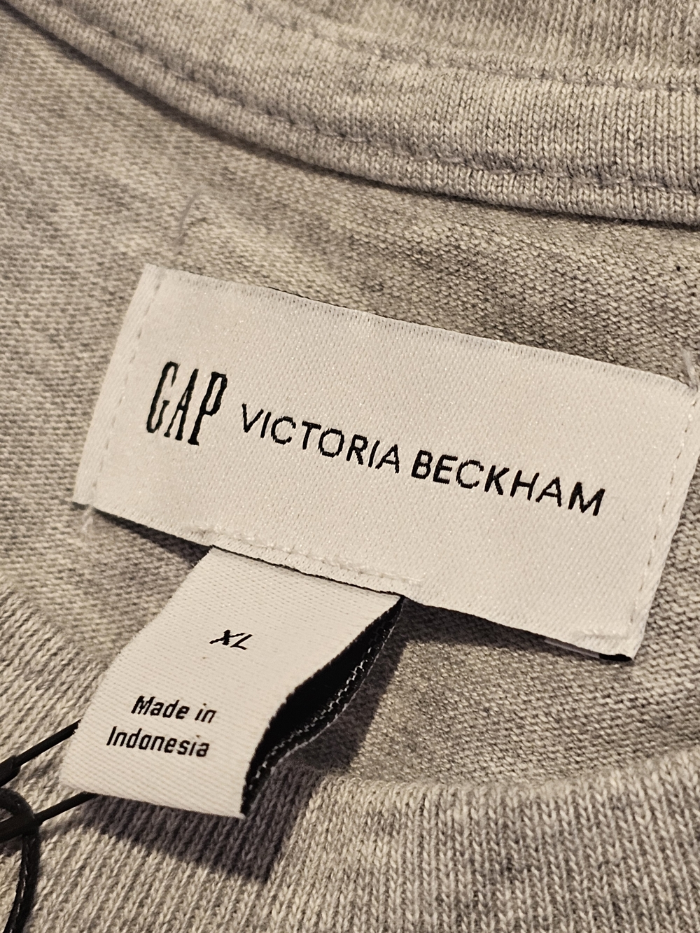 Victoria Beckham x GAP Gray Short Sleeve Tee, New, Size XL - Picture 8 of 9